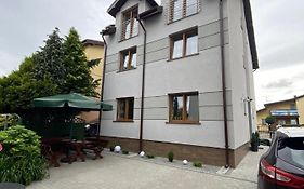 Pokoje Goscinne „Ikar”
